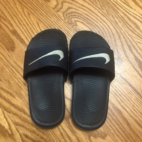 11c nike slides